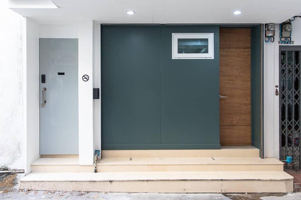 P1 Silom Pan Large Room Full Kitchen Wifi 4-6Pax Bangkok Luaran gambar